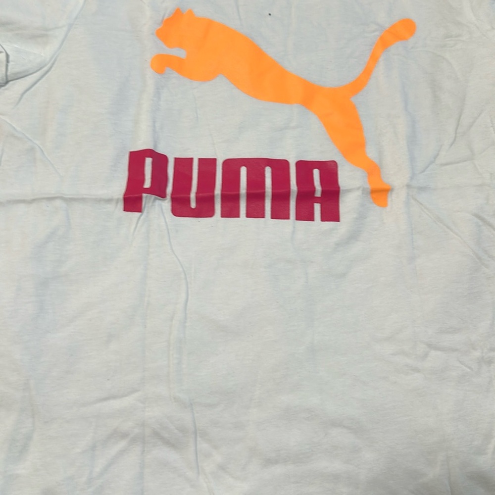Activewear, white puma tee